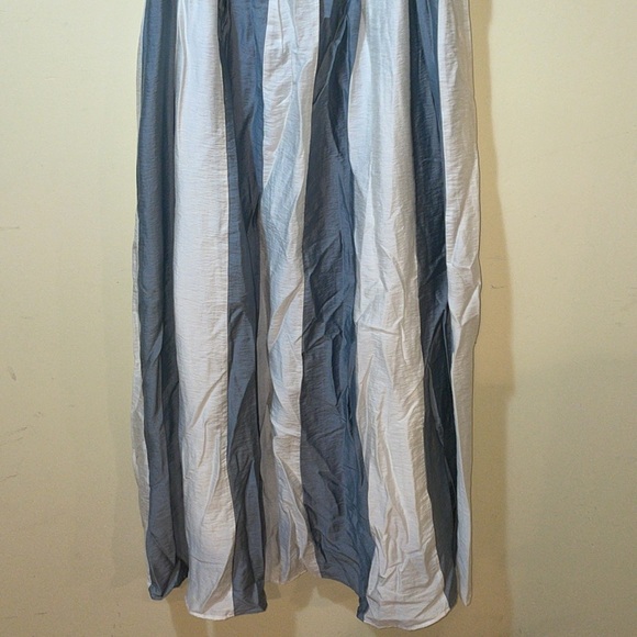 Womens New Madewell Petite Pleated Midi Dress in Stripe - Picture 8 of 15